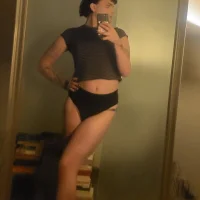 รูปโปรไฟล์ของ SluttiestNun69