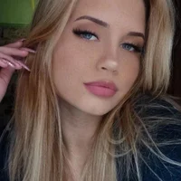 Lorri_Val's Profile Pic