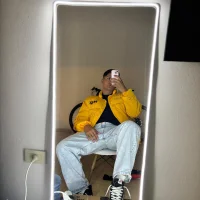cata95's Profile Pic