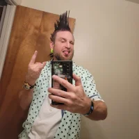 Bigwood8585's Avatar Pic