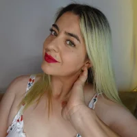 _SofiaFox's Profile Pic