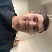 velizarek's Profile Pic