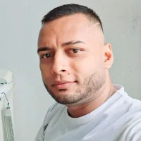 Boy_dirty32's Profile Pic