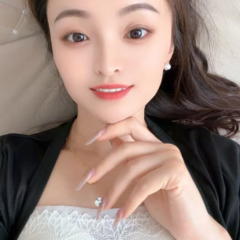 lili188 profile photo