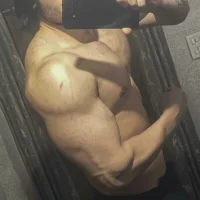 dicklikearifle's Profile Pic