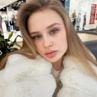 Gambar Profil MarciaEaton