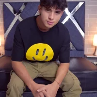 Lual_Y's Profile Pic