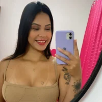 Fannyzinhaa's Profile Pic