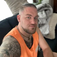 _vkng's Profile Pic