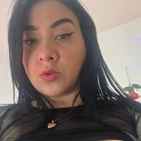 Živá chatovací místnost rosebigboobs