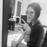 Poli_Erd's Profile Pic