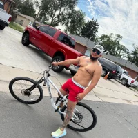 Ari504's Profile Pic