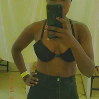 Pinky_hunnie's Profile Pic