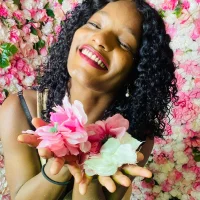 NicoleCocksXXX's Offline Chat Room