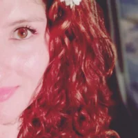 ARTLOVERVIVI's Profile Pic