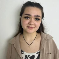 LoryMill's Profile Pic