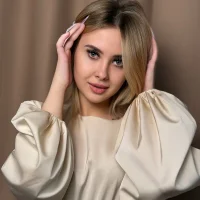 CateHelms's Profile Pic