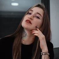 celine_10's Profile Pic