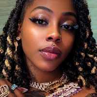 Badrosedrty_hot's Avatar Pic