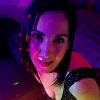 HerJourneyXoXo's Avatar Pic