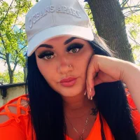 Florence_Blake's Profile Pic