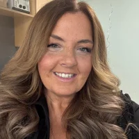 Curvy_QueenMilfxx's Avatar Pic