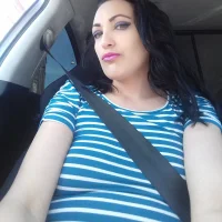 sandrahot32's Profile Pic