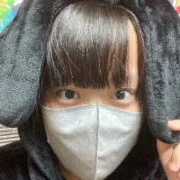 momo_chan_dayo's Profile Pic
