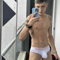 HotMuscleHot's Profile Pic
