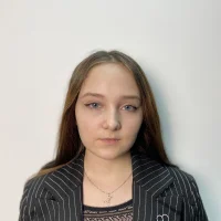 MeIanieMartin Φωτ, Προφίλ