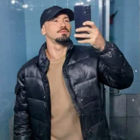 Gambar Profil RODRIGO-777