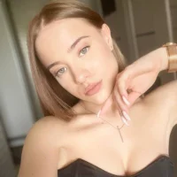 WendyyWade model avatar