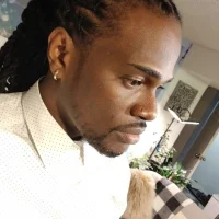 Moneemakahd's Profile Pic