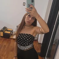 bunnylolaa4's Avatar Pic