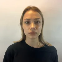 AnnaButIer's Profile Pic