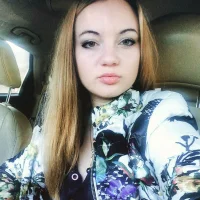 Gambar Profil TrishaFame