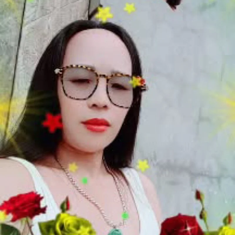 lylai18 Stripchat profile image