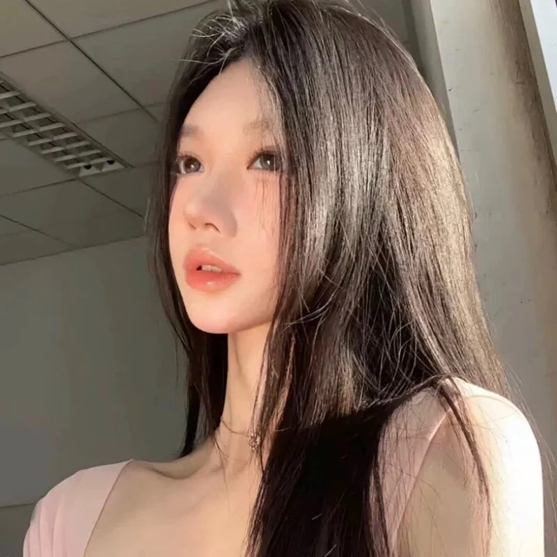 Lucya-a Stripchat profile image
