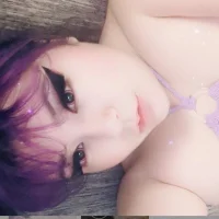 รูปโปรไฟล์ของ PreciousDoll02