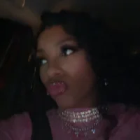 trinibarbieee Adlı Modelin Avatarı