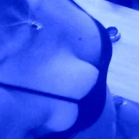 VecinaCalient-79's Profile Pic