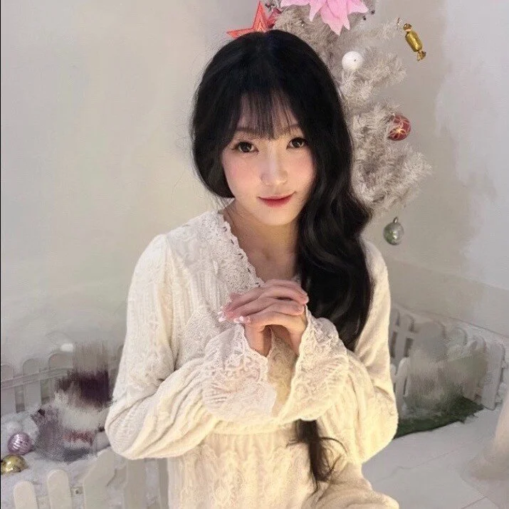 Yaya--728's nudes and profile