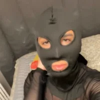 Rayaaa75's Profile Pic