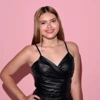 isabellaferrer23's Profile Pic