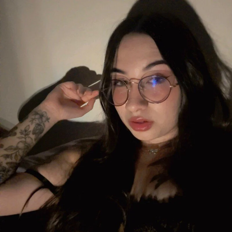 cori_adams Stripchat profile image