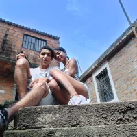 sexy_couple_14's Avatar Pic