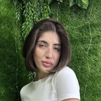 AntoniaHassell's Avatar Photo