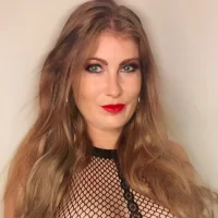 Sadieseduction's Avatar Pic