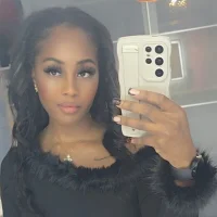 Milf-Imani_28's Profile Pic