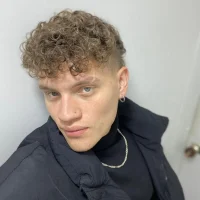 Monosexy18s Profilfoto